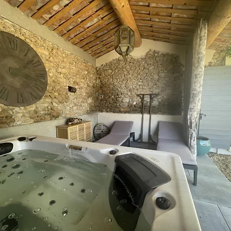 بيت ضيافة Les Mazets Du Pas