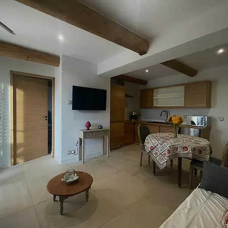 Les Mazets Du Pas 3* Gréoux-les-Bains